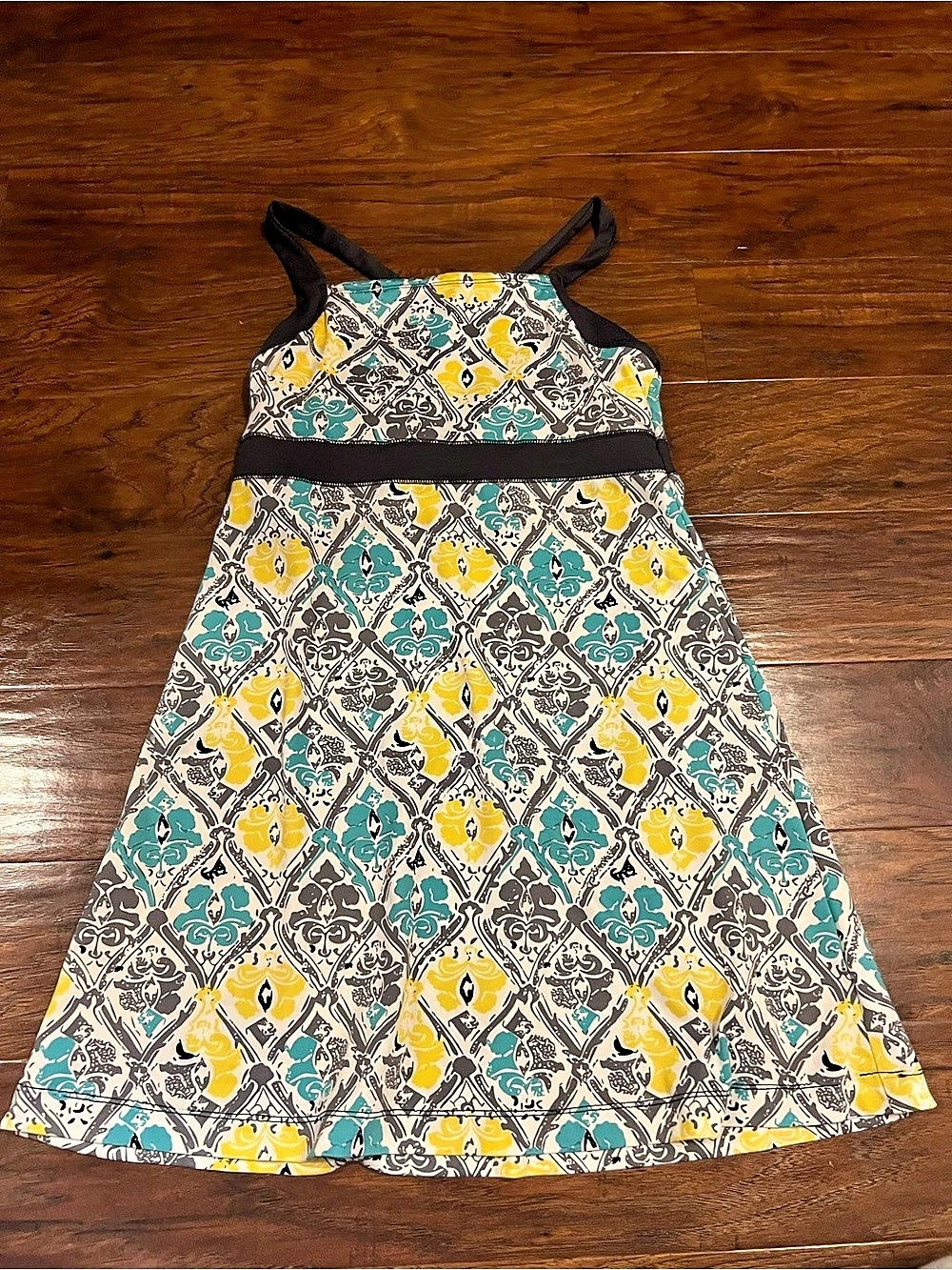Soybu Minette Mini athletic Dress White & Yellow Like New
